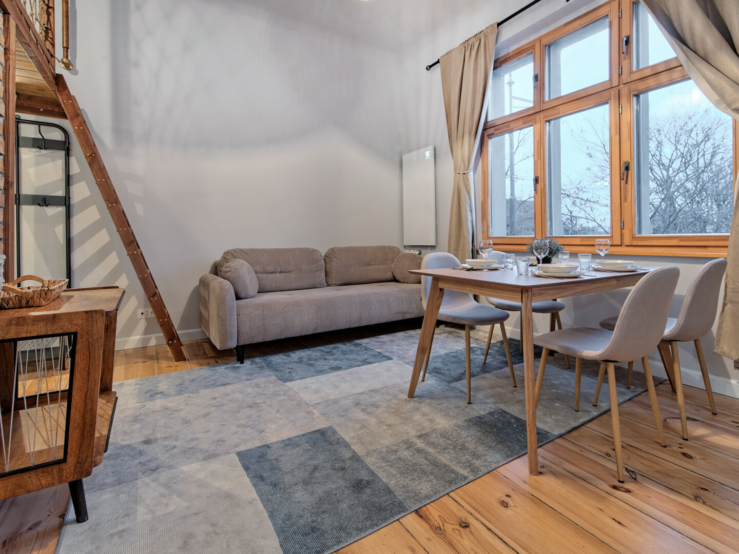 ACCO RENT - 2
