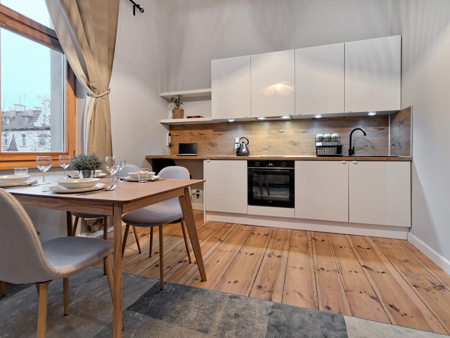 ACCO RENT - 4
