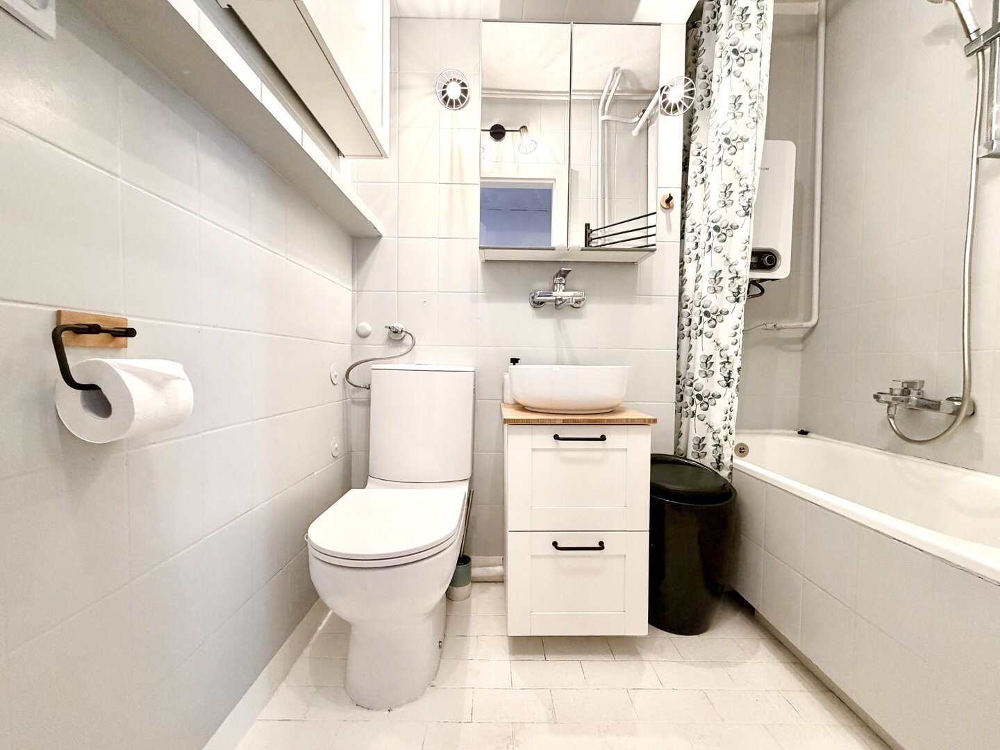 ACCO RENT - 12