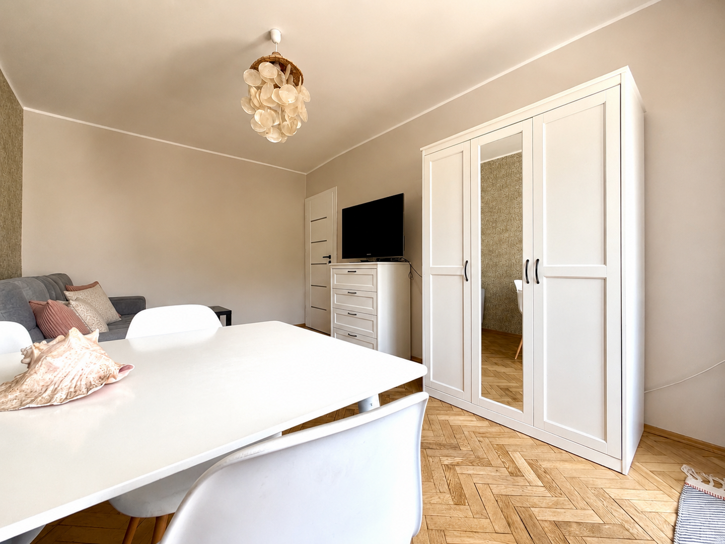 ACCO RENT - 3