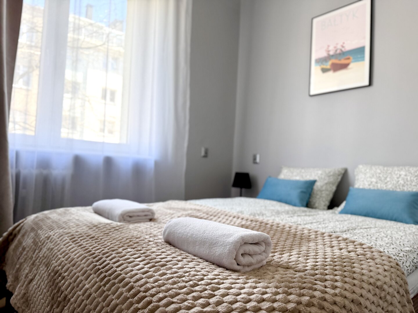 ACCO RENT - 8