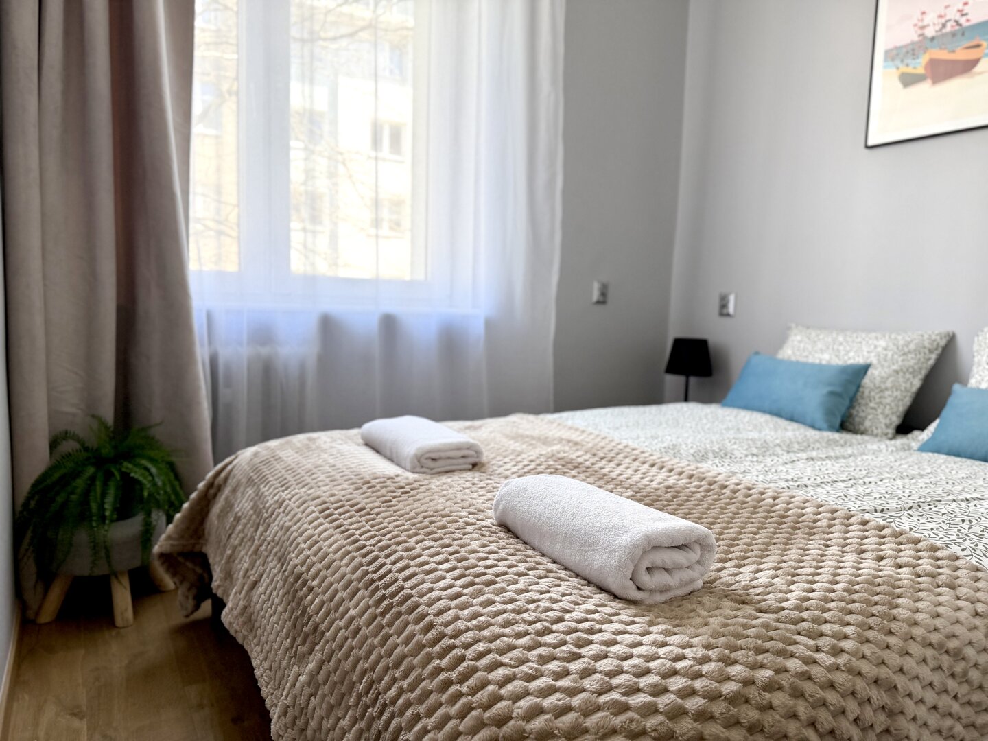 ACCO RENT - 9