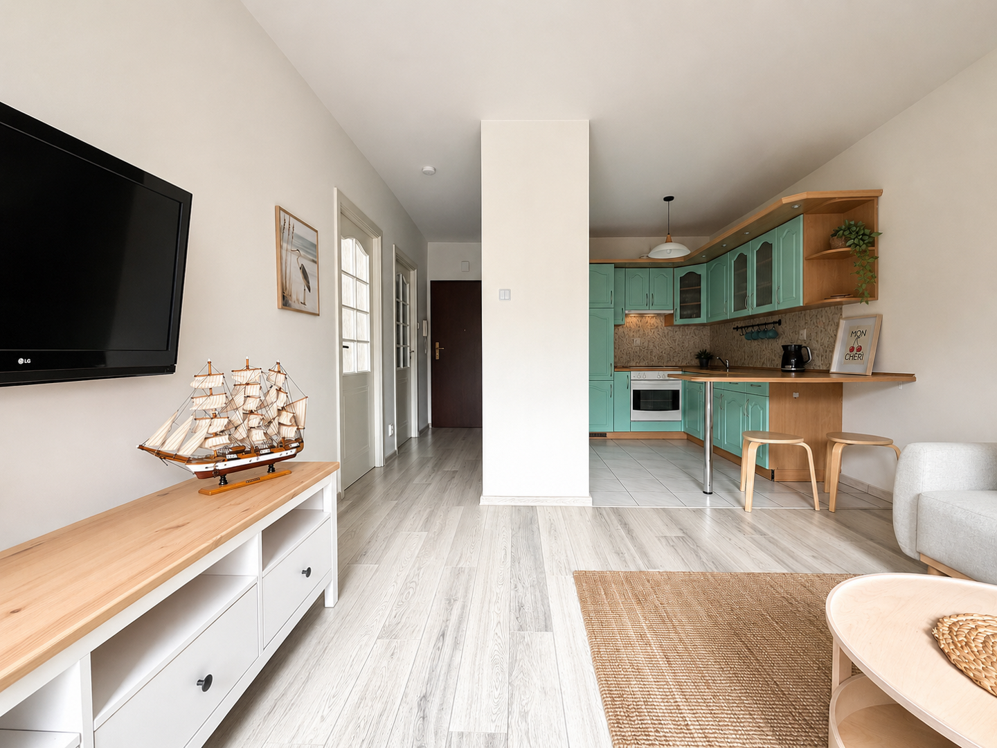 ACCO RENT - 3