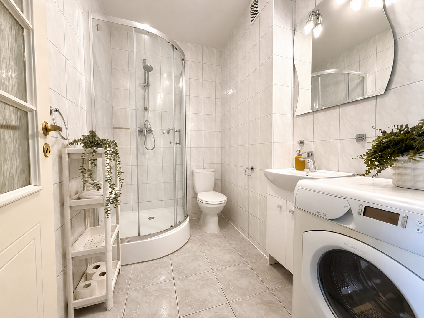 ACCO RENT - 9